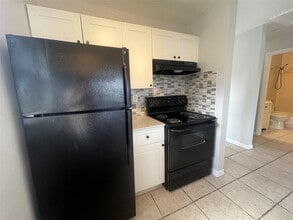 200 SW 11th Ave in Fort Lauderdale, FL - Building Photo - Building Photo