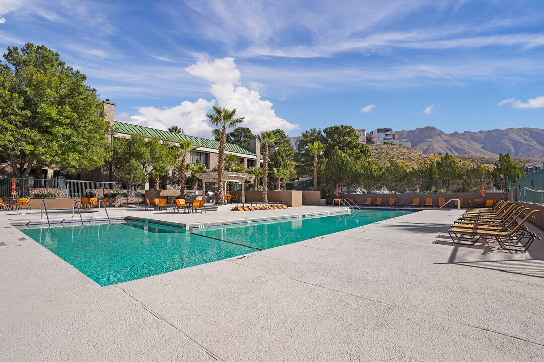 Acacia Park in El Paso, TX - Foto de edificio