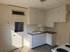 1527 Frazer Ave NW in Canton, OH - Building Photo - Building Photo