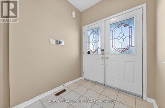 26 Rushworth Dr in Ajax, ON - Building Photo - Building Photo