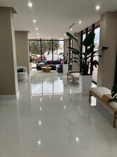 2401 S Ocean Dr, Unit 1705 in Hollywood, FL - Building Photo - Building Photo