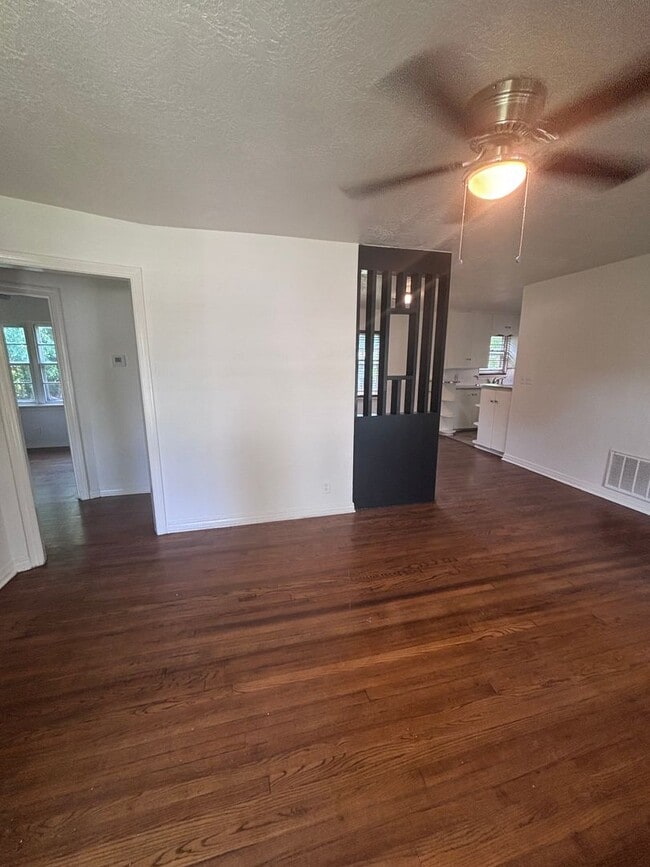 202 E Vida Way in Norman, OK - Building Photo - Building Photo