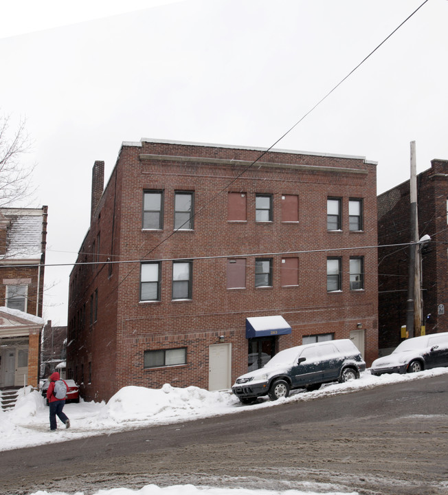 263 Atwood St in Pittsburgh, PA - Building Photo