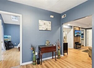 1674 Colonial Dr in Cleveland Heights, OH - Building Photo - Building Photo