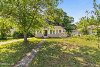 426 New River Dr in Jacksonville, NC - Building Photo - Building Photo