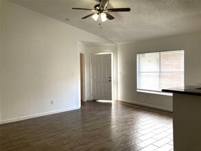 4618 Bryant Ridge Rd in Houston, TX - Building Photo - Building Photo