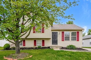 2524 Bridlewood Ct in Obetz, OH - Building Photo