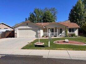 7332 W Devonwood Dr in Boise, ID - Building Photo