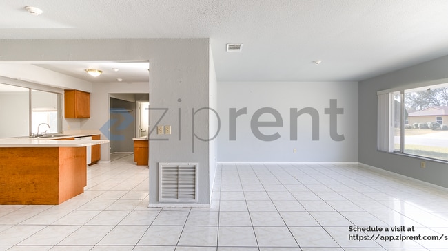 839 Chelsea Ave in Palm Bay, FL - Foto de edificio - Building Photo