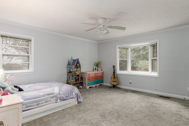 property at 380 Swoope Dr