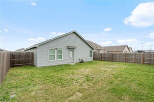 2633 Winterfell St in Corpus Christi, TX - Building Photo
