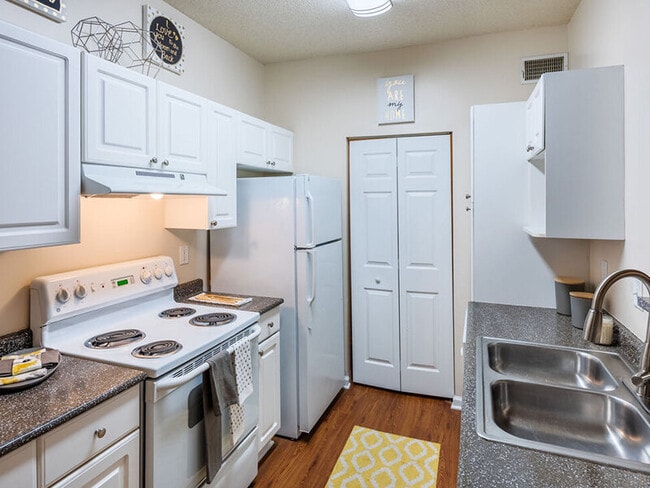 Providence Park in Columbia, SC - Building Photo - Building Photo