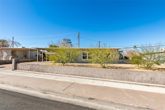 94 E Texas Ave in Henderson, NV - Building Photo - Building Photo