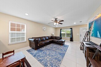 876 Fairview Dr in Fort Walton Beach, FL - Building Photo - Building Photo