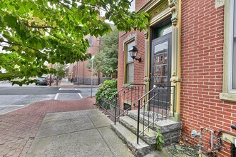 235 Verbeke St in Harrisburg, PA - Foto de edificio - Building Photo