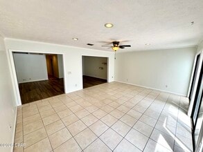 300 Cherry St in Panama City, FL - Building Photo - Building Photo