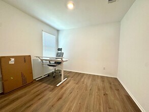 125 Perfect World Lp in Jarrell, TX - Building Photo - Building Photo