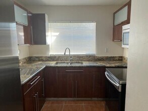 20682 NW 38th Ave in Miami Gardens, FL - Building Photo - Building Photo