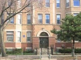 1532 W Wilson Ave in Chicago, IL - Building Photo