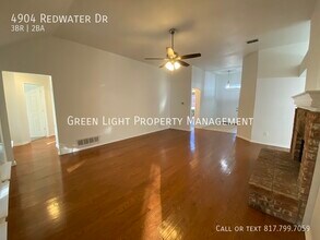 4904 Redwater Dr in Arlington, TX - Building Photo - Building Photo