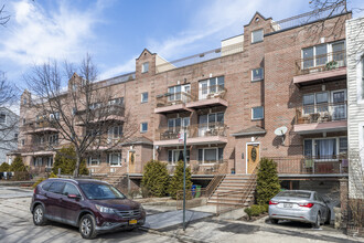 589 17th St in Brooklyn, NY - Building Photo - Building Photo