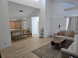 6161 Caminito Baeza in San Diego, CA - Building Photo