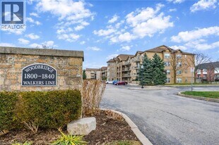 1830 Walkers Line in Burlington, ON - Building Photo