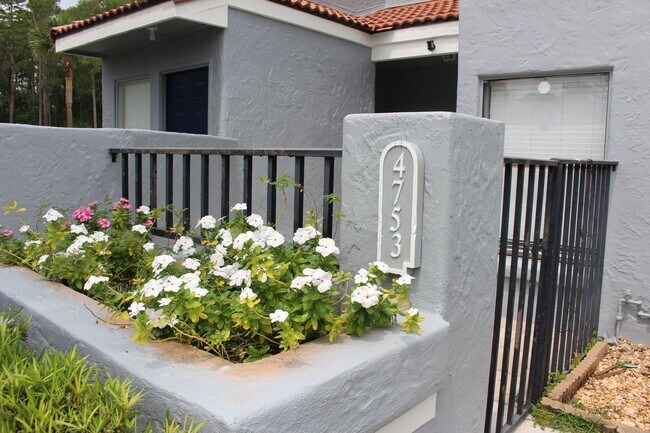 4753 Chevy Pl in Orlando, FL - Building Photo - Building Photo