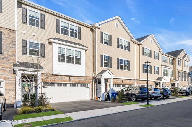 property at 2002 Evans Ln