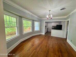 2750 Downing St in Jacksonville, FL - Building Photo - Building Photo