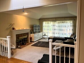 17805 NE 139th St in Redmond, WA - Building Photo - Building Photo