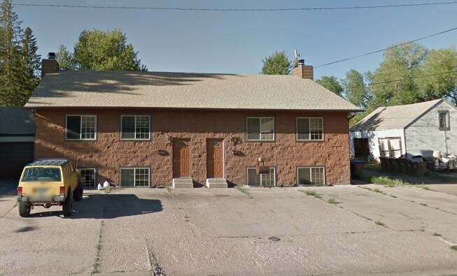 570 N 7th St in Laramie, WY - Building Photo