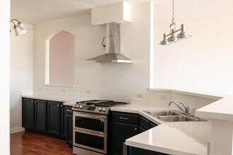 8217 Concord Ln, Unit K in Justice, IL - Foto de edificio - Building Photo