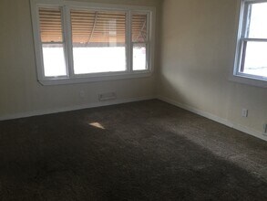 5848 N 64th St in Milwaukee, WI - Building Photo - Building Photo