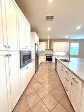 210 Tribeca in Irvine, CA - Building Photo - Building Photo