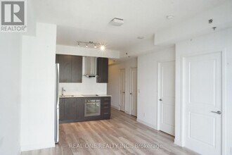 195 Bonis Ave in Toronto, ON - Building Photo - Building Photo