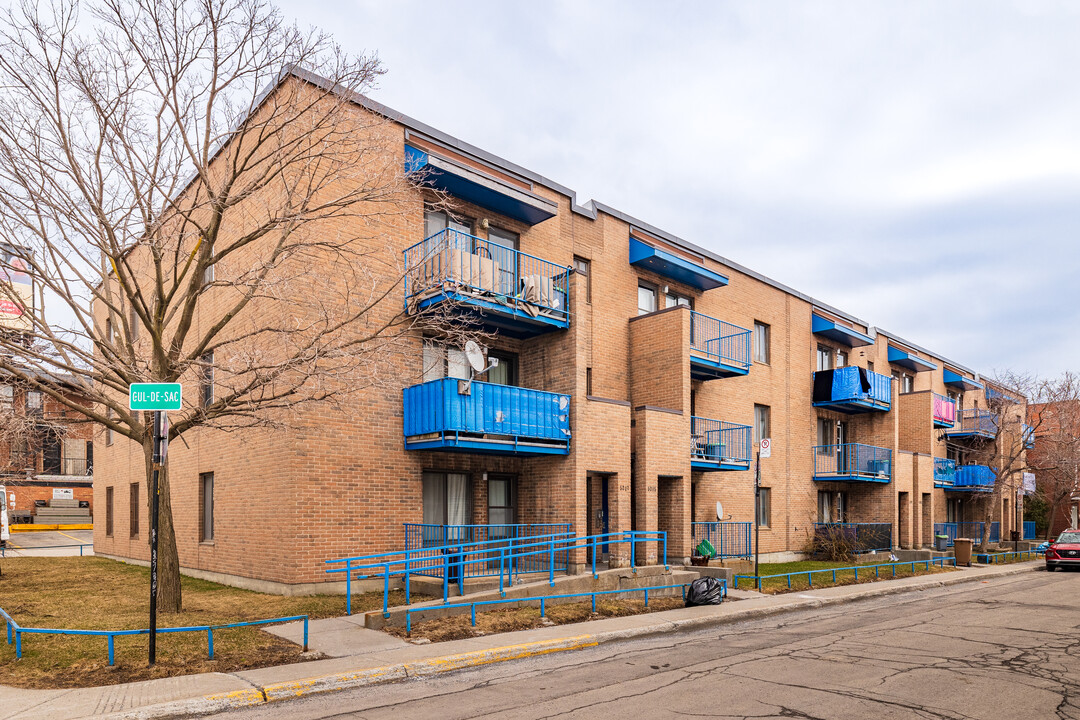 5185-5217 Chapleau St in Montréal, QC - Building Photo