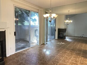 3606 Ruette De Ville in San Diego, CA - Building Photo - Building Photo