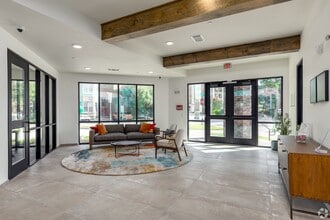 Park on 14th in Plano, TX - Foto de edificio - Building Photo