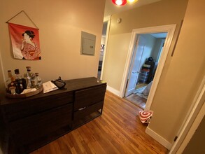 1665 Commonwealth Ave, Unit #10 in Boston, MA - Foto de edificio - Building Photo