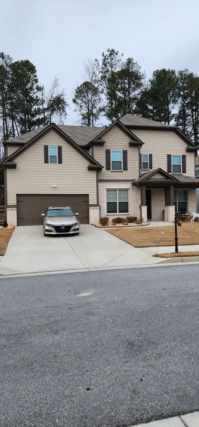 property at 1746 Hamilton Lake Pkwy
