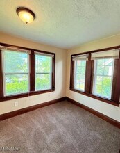 828 Crouse St in Akron, OH - Building Photo - Building Photo