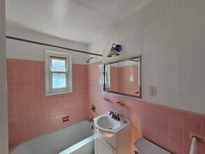 2 Walnut St in Rye, NY - Building Photo - Building Photo