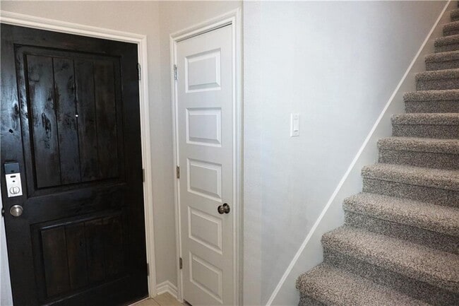 104 Batjac Aly in Jarrell, TX - Building Photo - Building Photo
