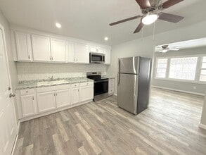 3209 Francis Pl in Kansas City, KS - Building Photo - Building Photo