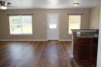 3903 Southern Fld in San Antonio, TX - Building Photo - Building Photo