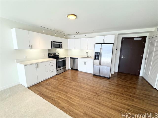 property at 888 Kapiolani Blvd