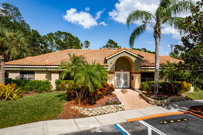 The Sanctuary at Bay Hill in Orlando, FL - Building Photo - Building Photo