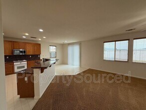 17340 Ferndale St in Lathrop, CA - Building Photo - Building Photo