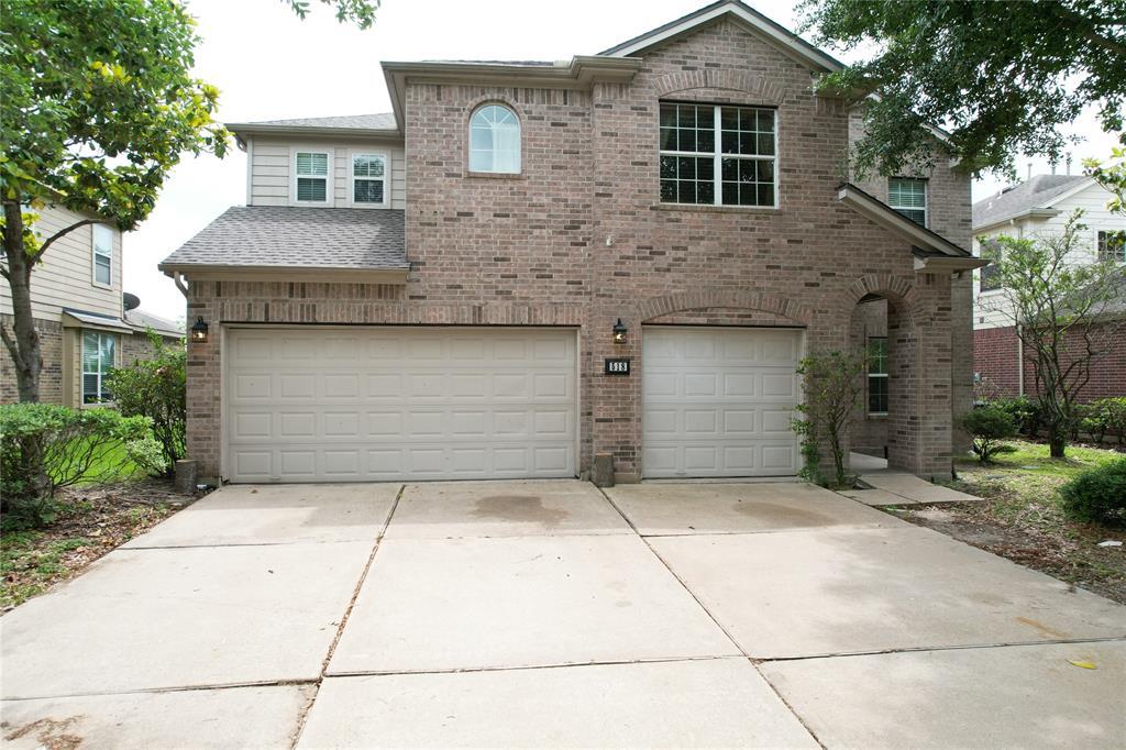 518 Honeysuckle Vine Dr in Rosenberg, TX - Building Photo